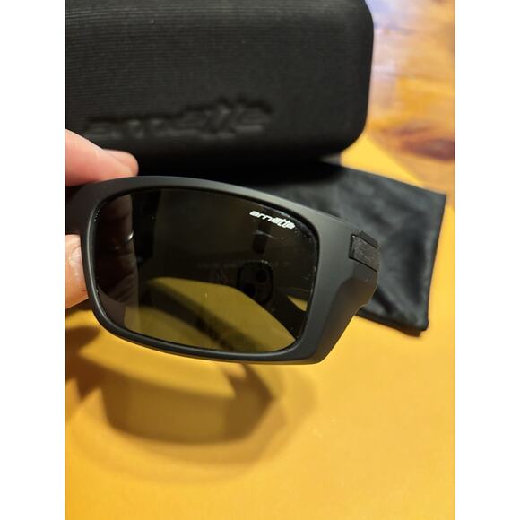 ARNETTE Conjure Sunglasses black Frame - Picture 2 of 6